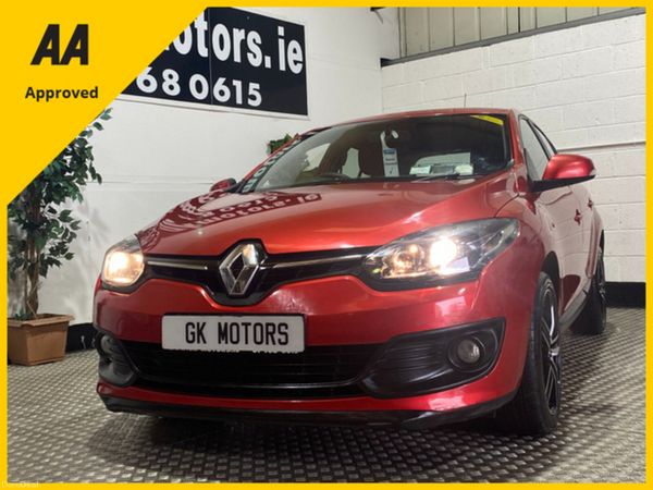 Renault Megane Hatchback, Diesel, 2015, Red