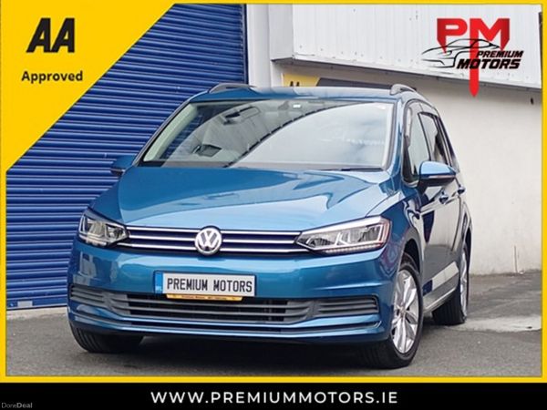 Volkswagen Touran MPV, Petrol, 2016, Blue