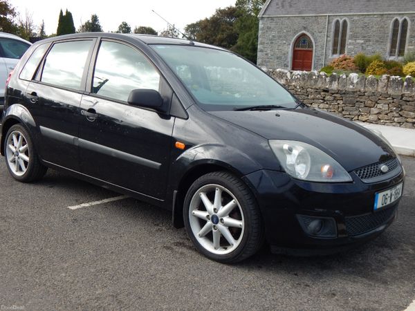 Ford Fiesta Hatchback, Petrol, 2006, Black