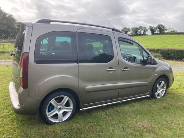 Peugeot Partner MPV, Diesel, 2016, Bronze