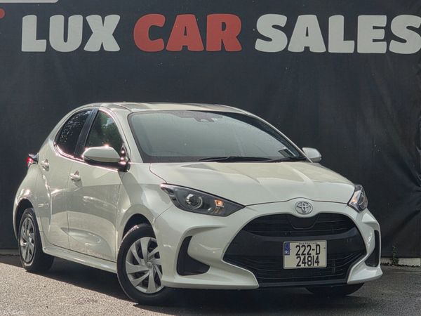 Toyota Yaris Hatchback, Petrol, 2022, White