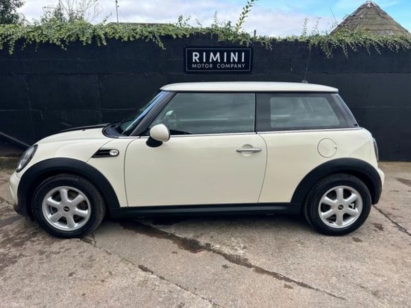 Mini Cooper Hatchback, Petrol, 2012, White
