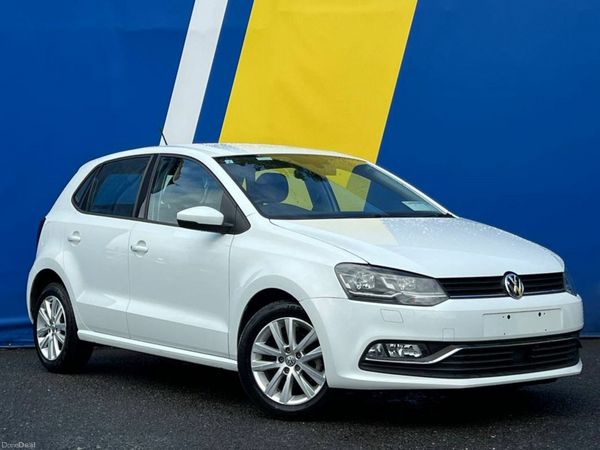 Volkswagen Polo Hatchback, Petrol, 2017, White