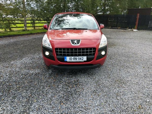 Peugeot 3008 MPV, Diesel, 2010, Red