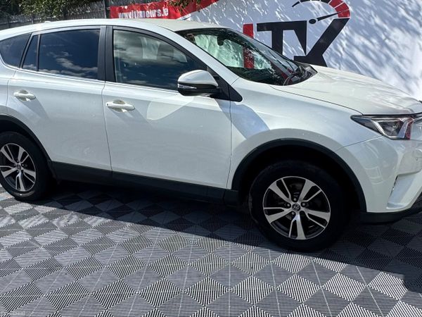 Toyota RAV4 SUV, Diesel, 2016, White
