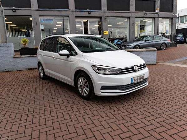 Volkswagen Touran Van, Petrol, 2016, White