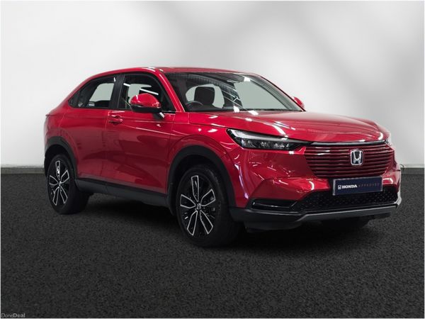 Honda HR-V Hatchback, Petrol Hybrid, 2022, Red