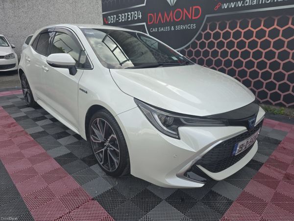 Toyota Corolla Hatchback, Petrol Hybrid, 2019, White