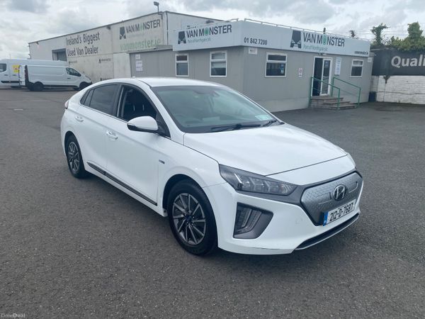 Hyundai IONIQ Hatchback, Electric, 2021, White
