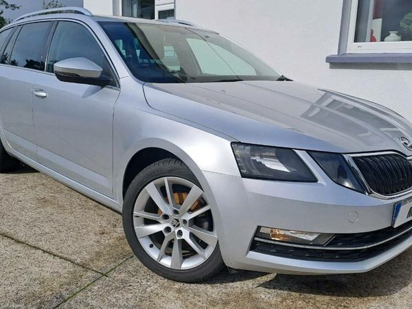 Skoda Octavia Estate, Diesel, 2017, Grey