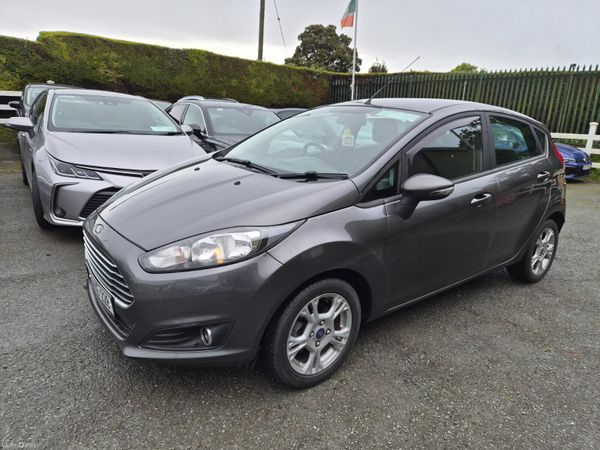 Ford Fiesta Hatchback, Diesel, 2016, Grey