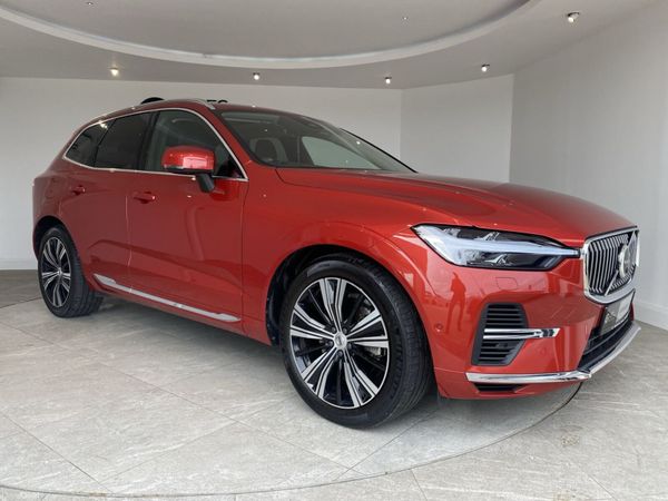 Volvo XC60 SUV, Petrol Hybrid, 2022, Red