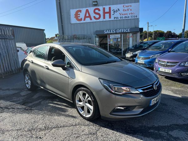 Vauxhall Astra Hatchback, Diesel, 2017, Grey