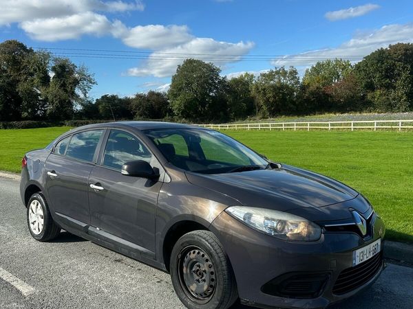 Renault Fluence Saloon, Diesel, 2013, Brown