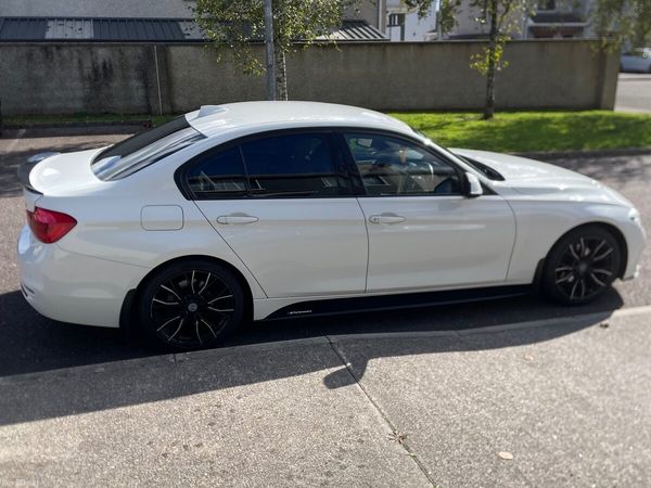 BMW 3-Series Saloon, Diesel, 2017, White