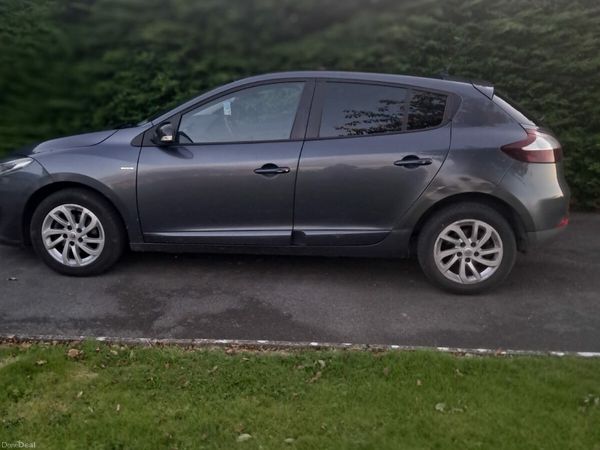Renault Megane Hatchback, Diesel, 2015, Grey