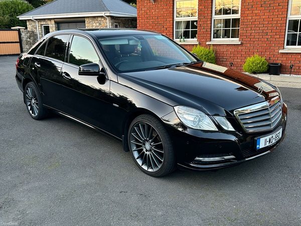 Mercedes-Benz E-Class Saloon, Diesel, 2011, Black