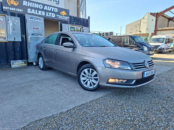 Volkswagen Passat Saloon, Diesel, 2014, Brown
