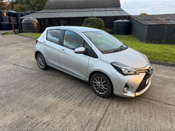 Toyota Yaris Hatchback, Diesel, 2017, Silver