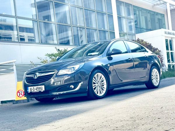 Vauxhall Insignia Hatchback, Diesel, 2016, Grey