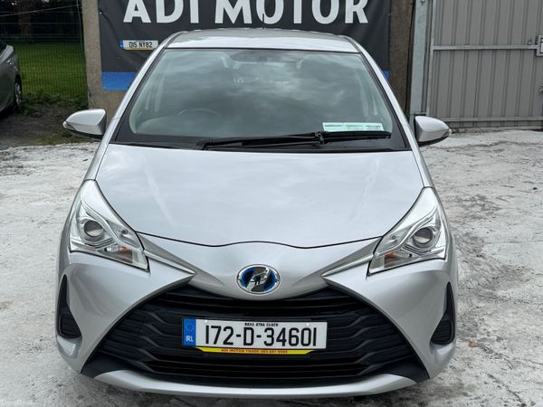 Toyota Vitz Hatchback, Petrol Hybrid, 2017, Silver