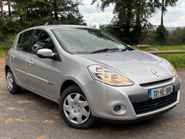 Renault Clio Hatchback, Petrol, 2013, Silver