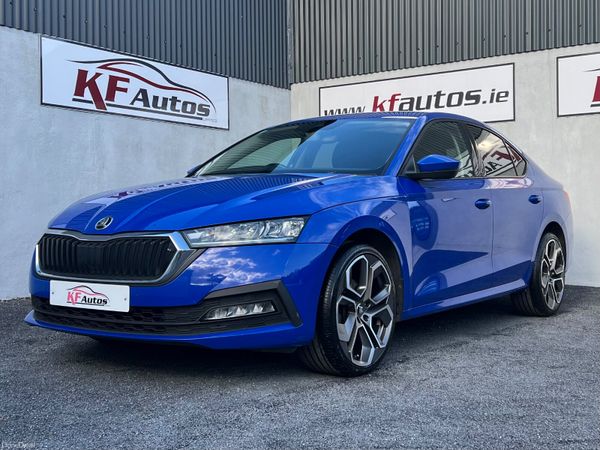 Skoda Octavia Hatchback, Diesel, 2022, Blue