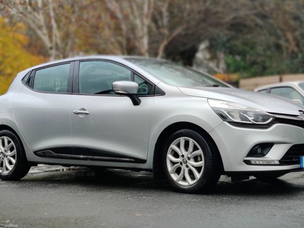 Renault Clio Hatchback, Petrol, 2017, Silver