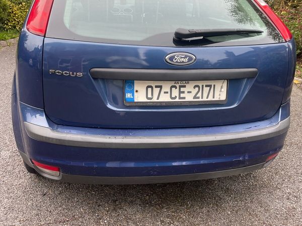 Ford Focus Hatchback, Petrol, 2007, Blue
