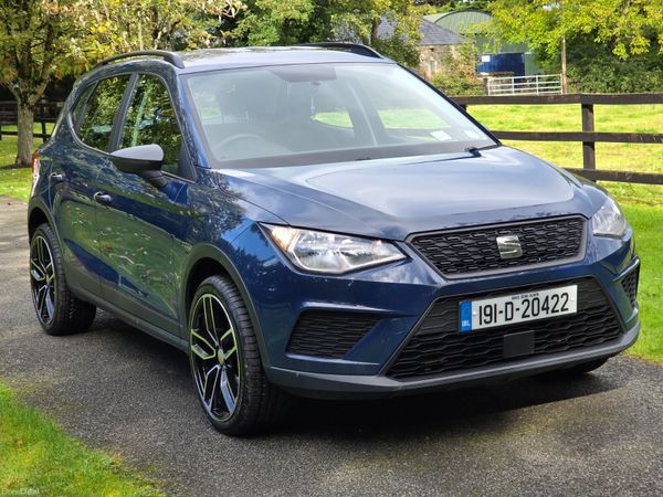 SEAT Arona SUV, Diesel, 2019, Blue