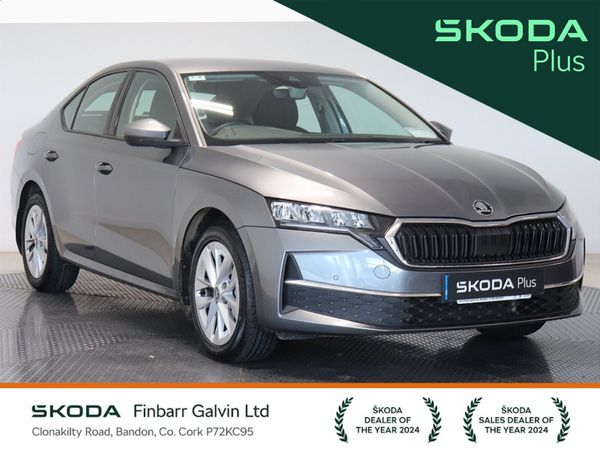 Skoda Octavia Saloon, Petrol, 2025, Grey