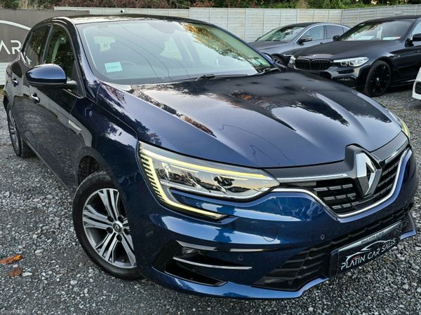 Renault Megane Hatchback, Petrol, 2021, Blue