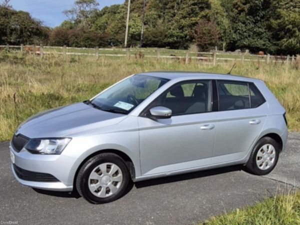 Skoda Fabia Hatchback, Petrol, 2016, Grey