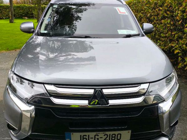 Mitsubishi Outlander SUV, Diesel, 2016, Grey