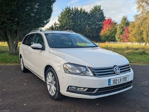 Volkswagen Passat Estate, Petrol, 2013, White