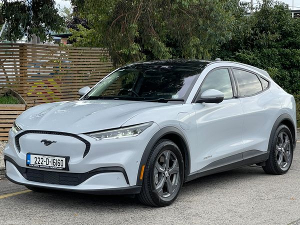 Ford Mustang Mach-E Hatchback, Electric, 2022, White