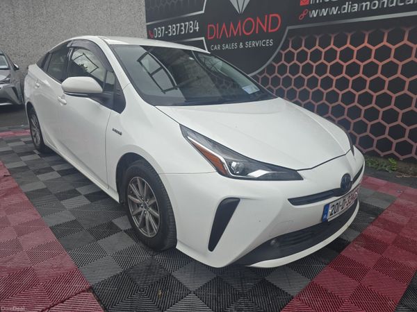 Toyota Prius Hatchback, Petrol Hybrid, 2020, White