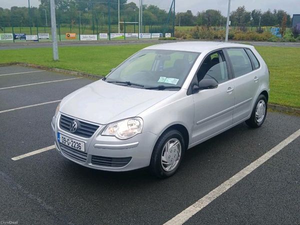 Volkswagen Polo Hatchback, Diesel, 2009, Silver