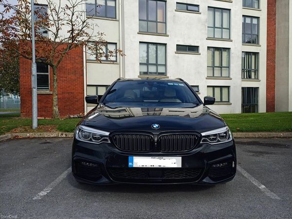 BMW 5-Series Estate, Petrol, 2019, Black