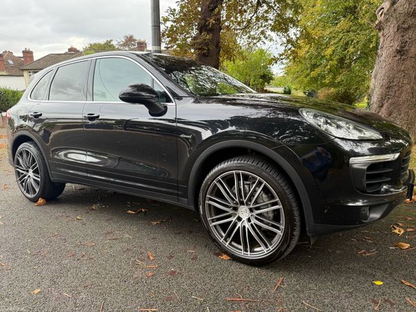 Porsche Cayenne SUV, Diesel, 2015, Black