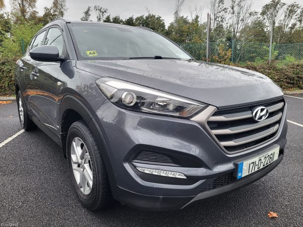Hyundai Tucson SUV, Petrol, 2017, Grey