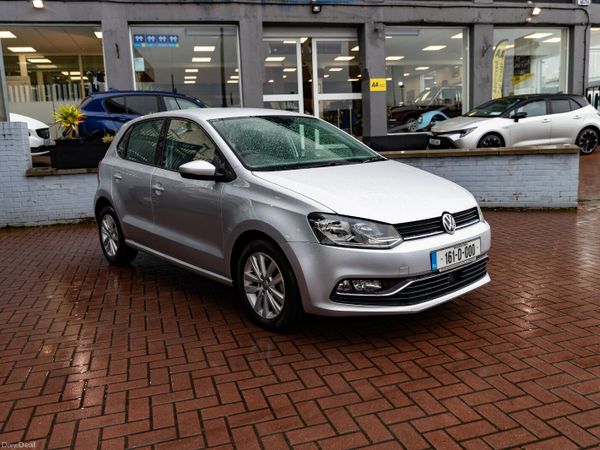 Volkswagen Polo Hatchback, Petrol, 2016, Silver