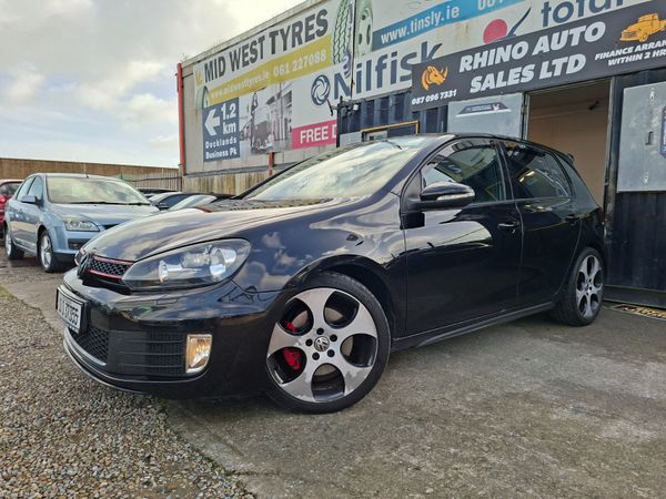 Volkswagen Golf Hatchback, Petrol, 2010, Black