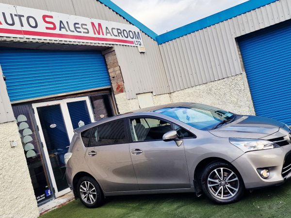 Toyota Verso MPV, Diesel, 2014, Brown