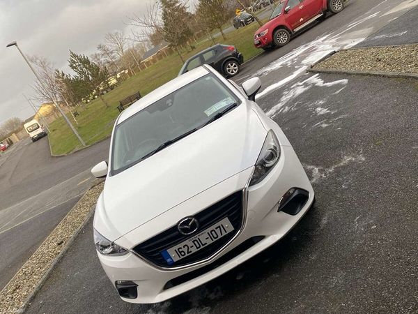 Mazda Mazda3 Saloon, Diesel, 2016, White
