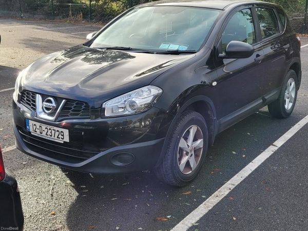 Nissan Qashqai Hatchback, Diesel, 2012, Black