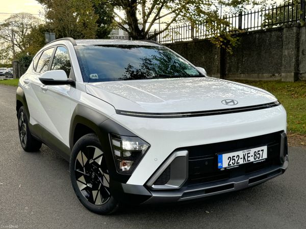 Hyundai KONA MPV, Petrol Hybrid, 2025, White