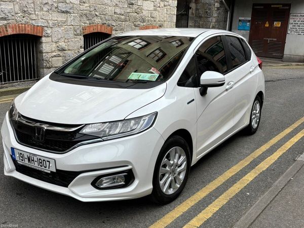 Honda Fit Hatchback, Petrol Hybrid, 2019, White