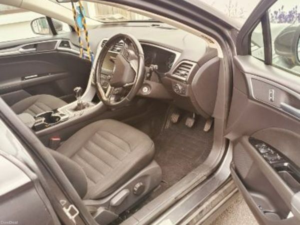 Ford Mondeo Hatchback, Diesel, 2015, Grey