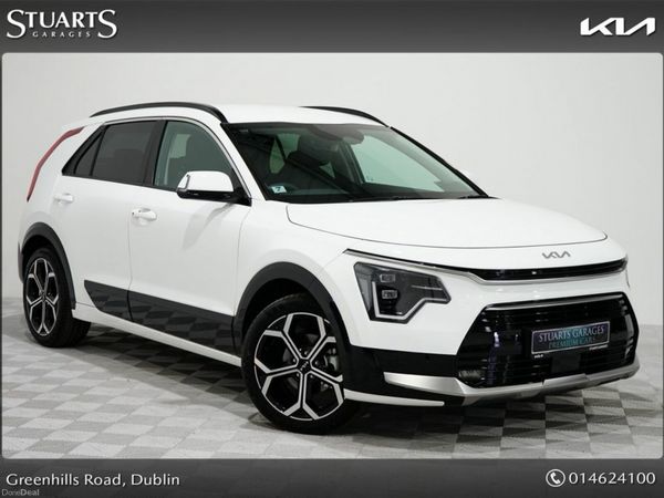Kia Niro MPV, Petrol Plug-in Hybrid, 2024, White
